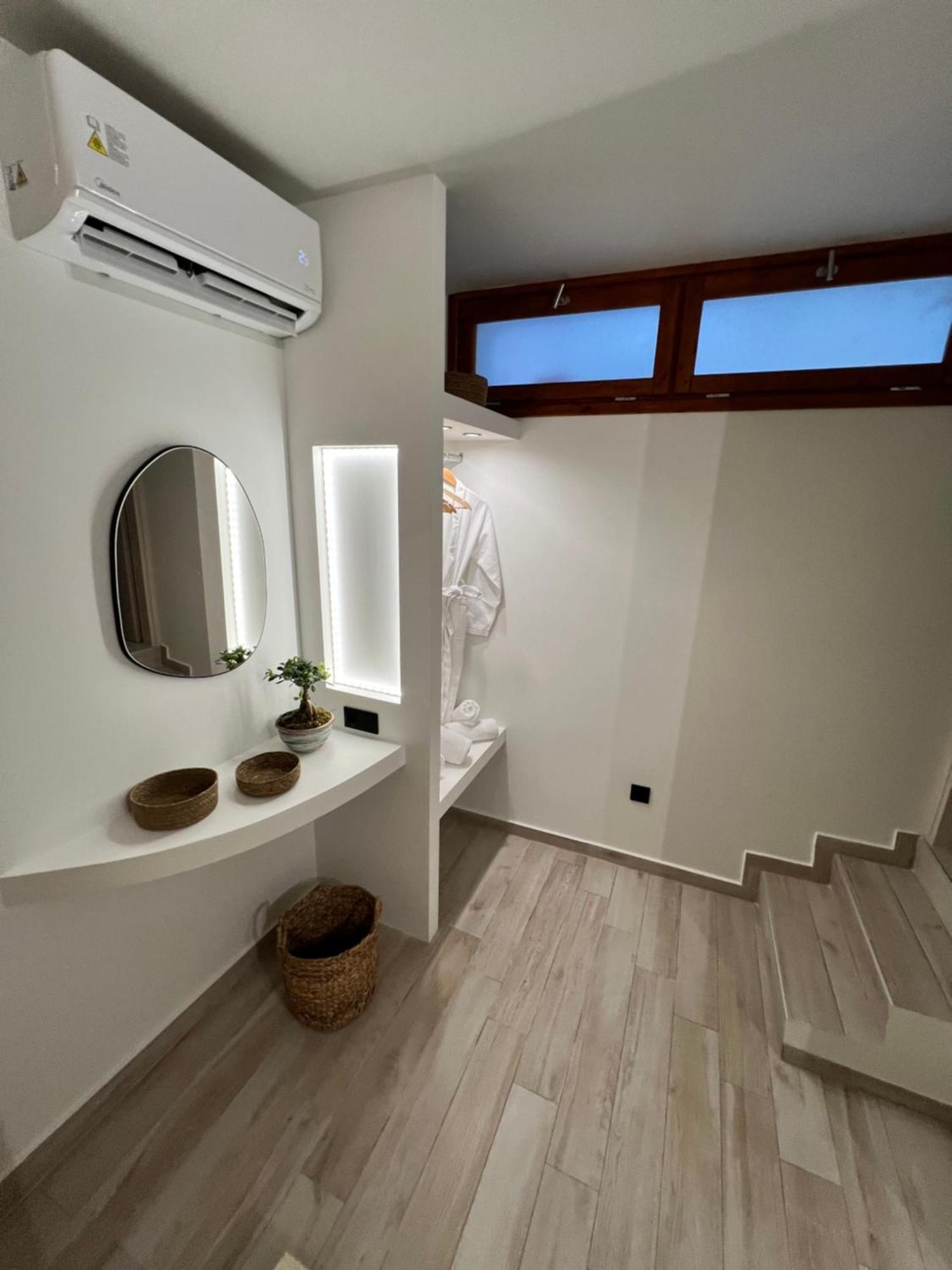 Olea White Vila Skiathos Town Exterior foto