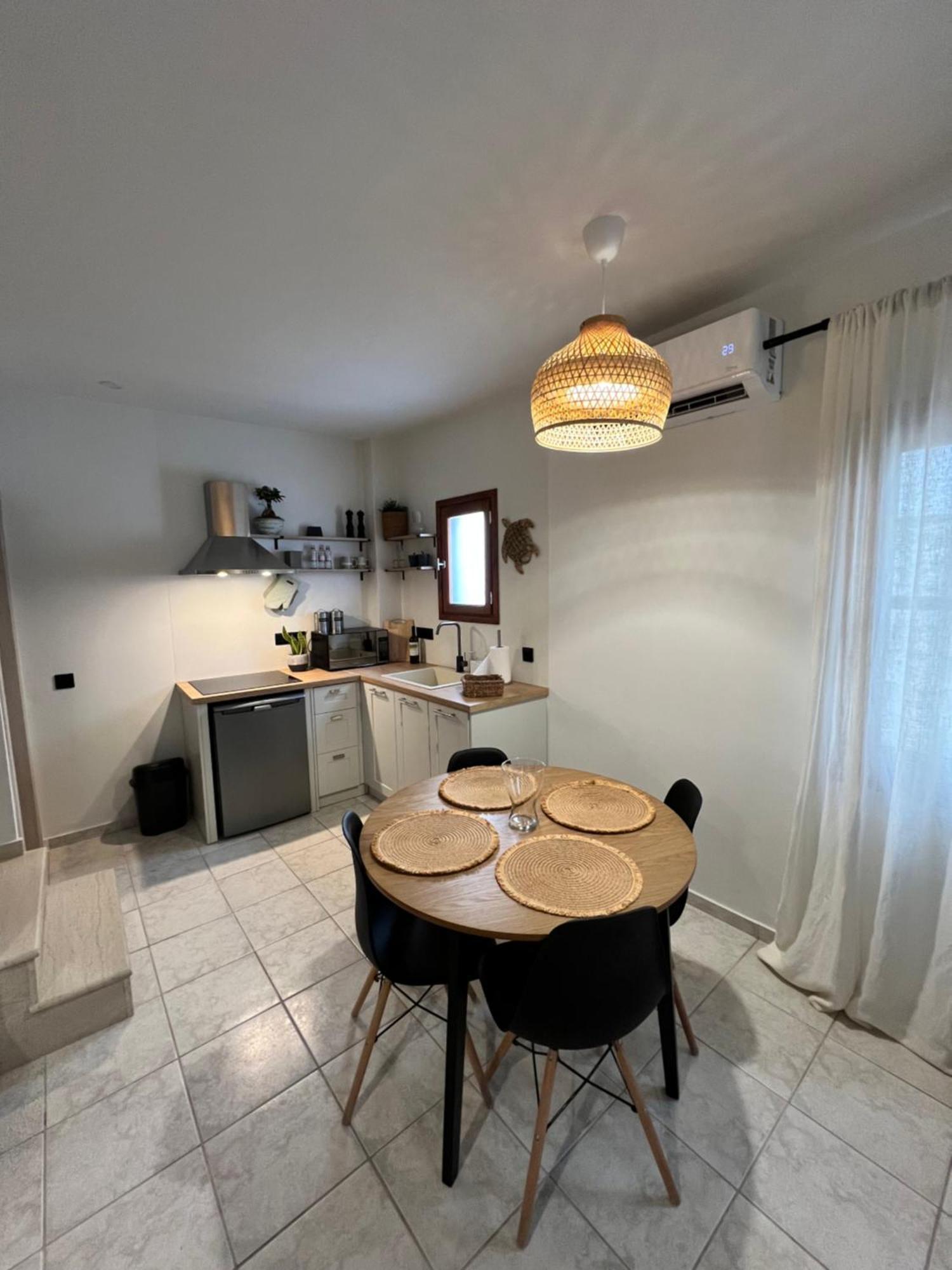 Olea White Vila Skiathos Town Exterior foto